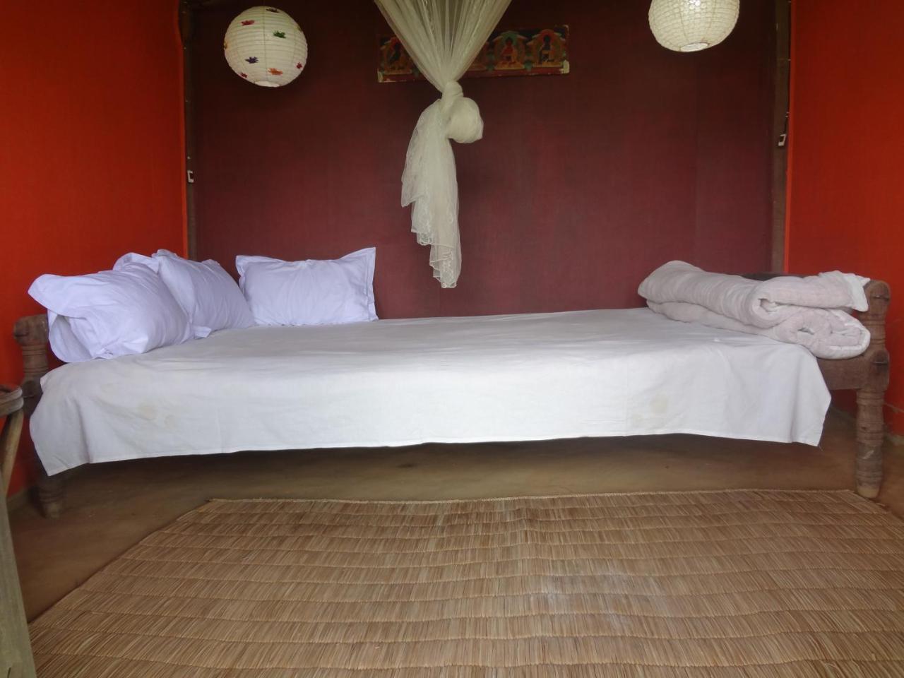 Shanta Ghar A Rustic Guesthouse Читван Екстериор снимка
